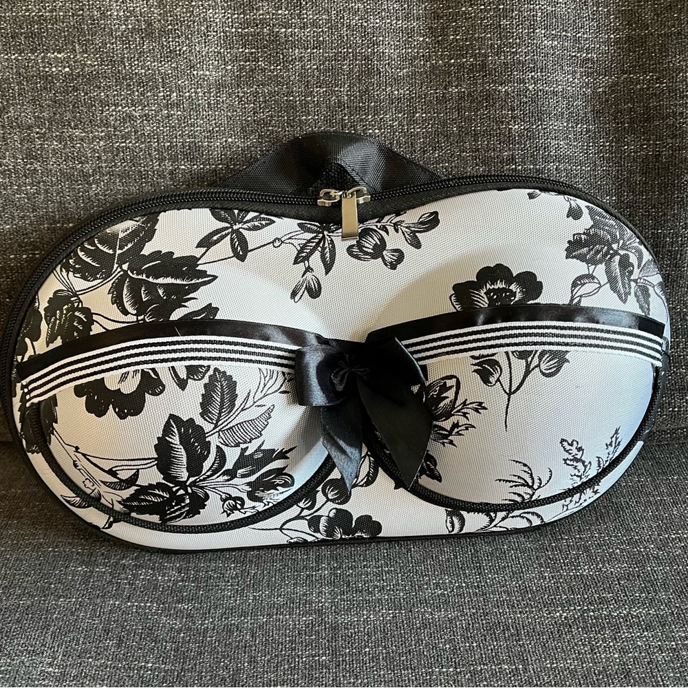 Jacky’s Collection Undergarment Traveling Case